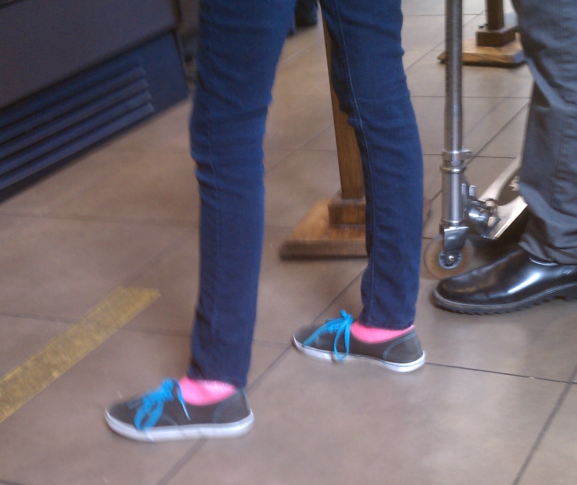 girls sneaker socks